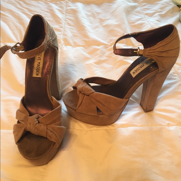 Steve Madden Platform High Heels - Picture 2 of 3